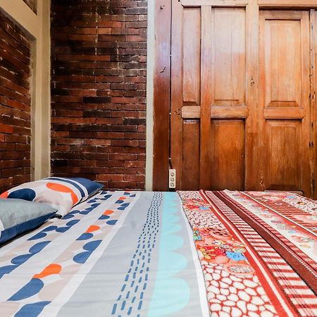 Nurudin House Lägenhet Magelang Exteriör bild
