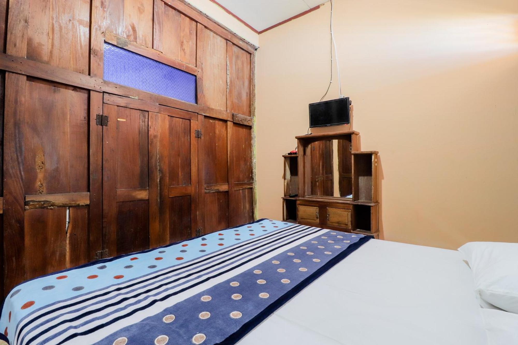 Nurudin House Lägenhet Magelang Exteriör bild